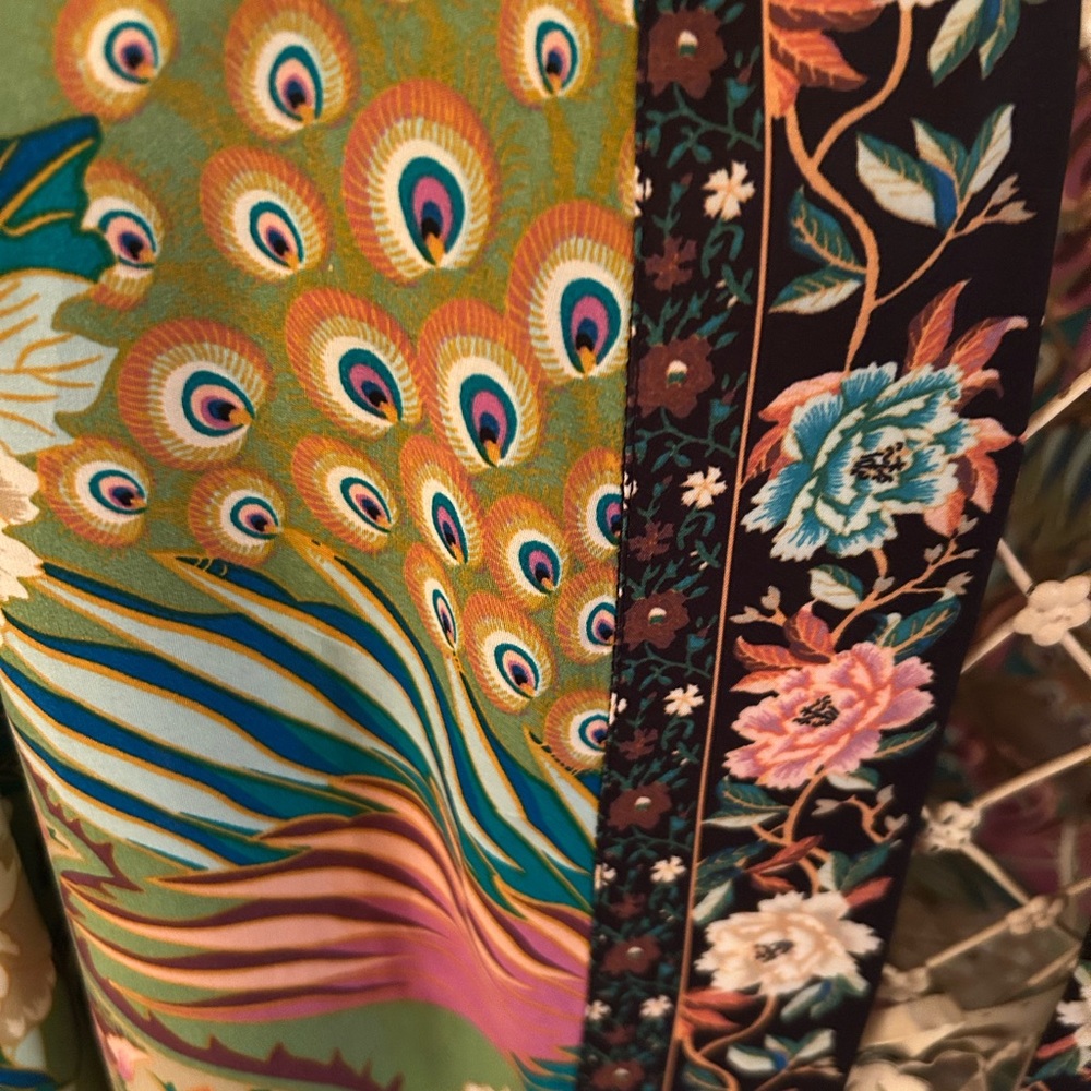 beautiful kimono, one size new - Picture 11 of 12